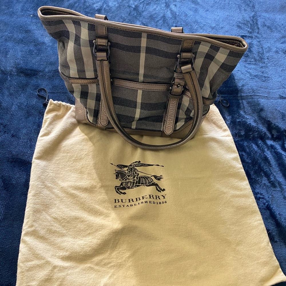 Authentic Burberry Nova Check Sparkle Tote purse